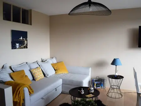 Appartement rénové à Trégastel avec vue sur mer et parking - Photo 2