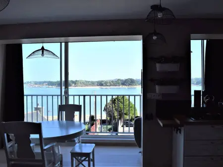 Appartement rénové à Trégastel avec vue sur mer et parking - Photo 6