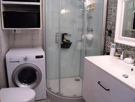 Appartement rénové à Trégastel avec vue sur mer et parking - Photo 12