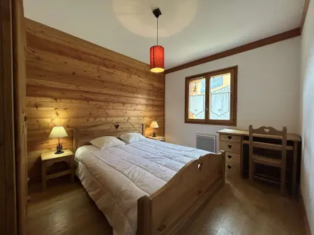 Appartement Ski aux Pieds, 6 Pers, Montgenèvre – Terrasse et Confort - Photo 15
