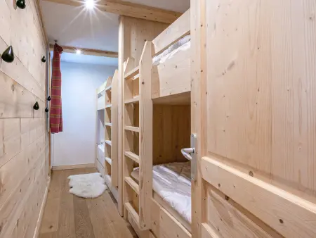 Élégant 3 pièces rénové avec balcon, cœur de Val-d'Isère, proche commodités - Photo 6
