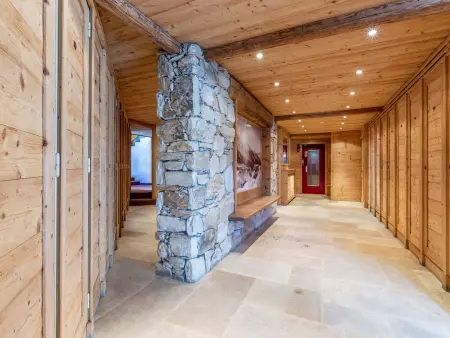 Élégant 3 pièces rénové avec balcon, cœur de Val-d'Isère, proche commodités - Photo 16