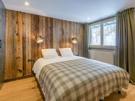 Appartement spacieux exposé Sud avec balcon, proche des pistes et commodités, Val-d'Isère - Photo 9