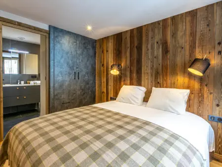 Appartement spacieux exposé Sud avec balcon, proche des pistes et commodités, Val-d'Isère - Photo 10