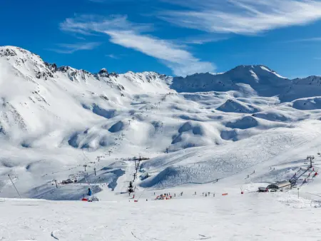 Appartement spacieux exposé Sud avec balcon, proche des pistes et commodités, Val-d'Isère - Photo 14