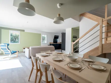 Maison neuve climatisée, 8 pers, proche plages, surf, Wi-Fi, terrasse, parking, ménage inclus - Photo 3
