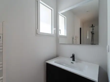 Maison neuve climatisée, 8 pers, proche plages, surf, Wi-Fi, terrasse, parking, ménage inclus - Photo 13