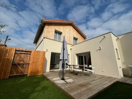Maison neuve climatisée, 8 pers, proche plages, surf, Wi-Fi, terrasse, parking, ménage inclus - Photo 18