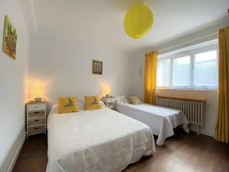 Maison à Perros-Guirec avec WiFi à 550m de la plage de Trestraou - Photo 5