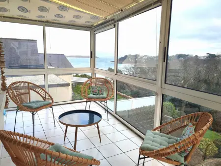 Maison à Perros-Guirec avec WiFi à 550m de la plage de Trestraou - Photo 7