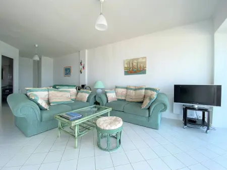 Appartement avec terrasse, accès direct plage, parking privé - Photo 1