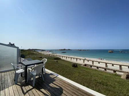 Appartement avec terrasse, accès direct plage, parking privé - Photo 3