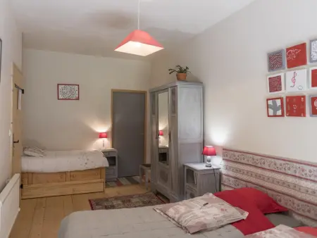 Séjour nature aux Chênes, gîte familial avec piscine partagée - Photo 6