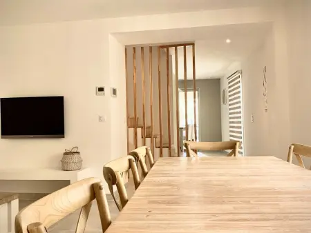 Maison de ville élégante au cœur de Mèze avec terrasse - Photo 4