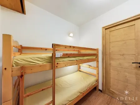 Studio rénové 2* pour 4 pers., skis aux pieds, balcon exposé sud-ouest, proche commerces et garderie - Photo 3