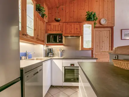Spacieux appartement 9 pers. à Val-d'Isère, skis aux pieds, Wi-Fi, proche commodités - Photo 6