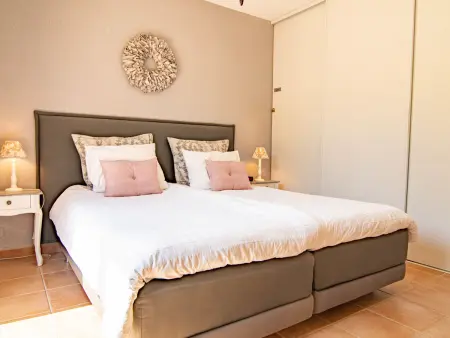Petit Paradis Villa 44, Maison 8 personnes à Nans les Pins - Photo 4