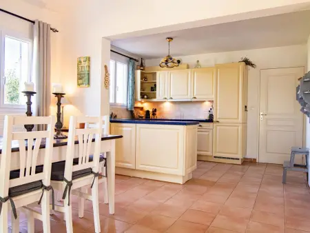 Petit Paradis Villa 44, Maison 8 personnes à Nans les Pins - Photo 11