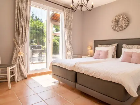 Petit Paradis Villa 44, Maison 8 personnes à Nans les Pins - Photo 16