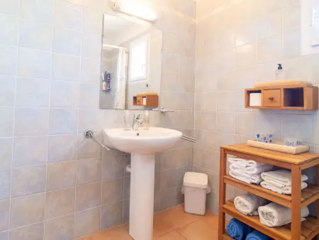 Petit Paradis Villa 44, Maison 8 personnes à Nans les Pins - Photo 24