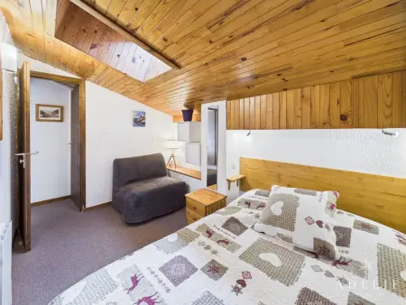 Duplex rénové avec balcon et parking, à 100m des pistes - Photo 11