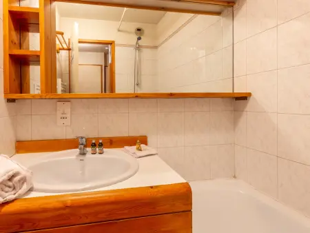 Charmant appartement avec WiFi et parking, au pied des pistes et au cœur du village - Photo 8