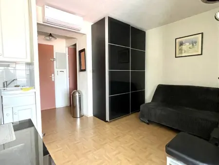 Appartement 2 pièces avec parking, WIFI, et climatisation - Photo 5