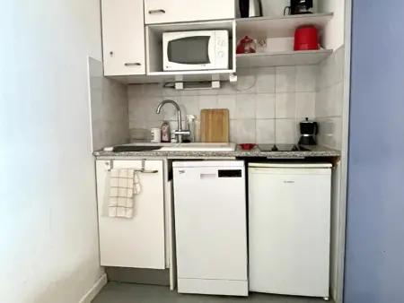 Appartement avec Piscine et Terrasse Proche Commerces - Photo 11