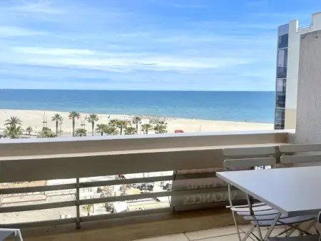 Appartement rénové avec piscine commune, 4 couchages, climatisé, wifi, terrasse vue mer - Photo 5