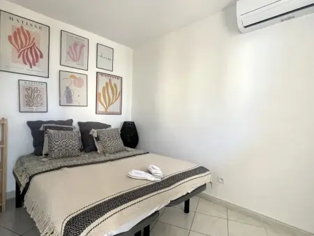 Appartement rénové avec piscine commune, 4 couchages, climatisé, wifi, terrasse vue mer - Photo 13