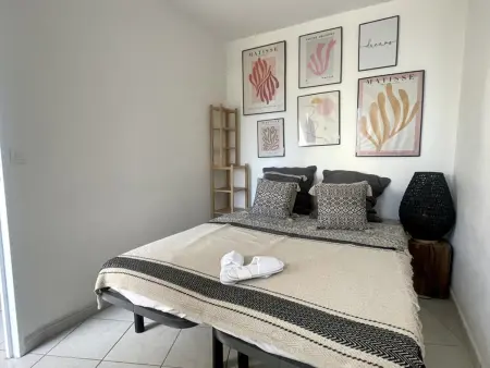Appartement rénové avec piscine commune, 4 couchages, climatisé, wifi, terrasse vue mer - Photo 15