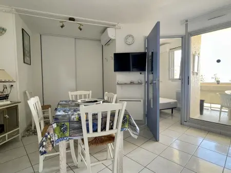 Appartement 2 pièces avec piscine proche commerces - Photo 18