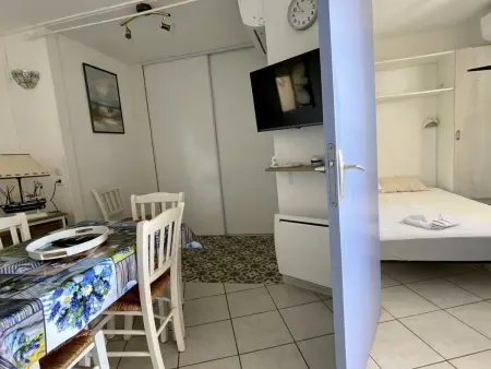 Appartement 2 pièces avec piscine proche commerces - Photo 19
