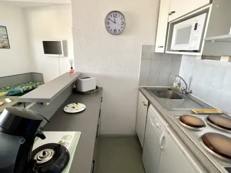 Appartement 2 chambres avec piscine et terrasse, à 50m de la plage - Photo 16