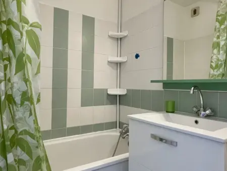 Appartement 2 chambres avec piscine et terrasse, à 50m de la plage - Photo 22