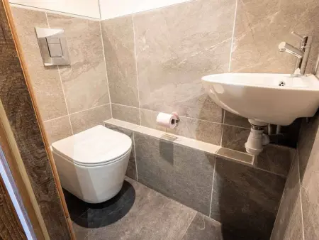 Appartement duplex 5 pièces rénové, Crève-Coeur, 8 pers, animaux acceptés - Photo 8