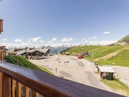 Studio à Plagne Villages, accès pistes, balcon - Photo 5