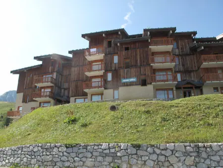 Studio à Plagne Villages, accès pistes, balcon - Photo 12