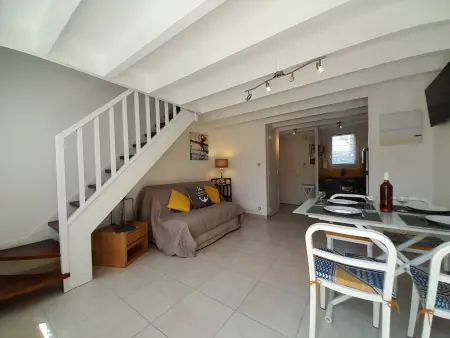 Maison cosy 3 pièces avec terrasse à 800m de la plage - Wifi, lave-vaisselle, parking public - Photo 4