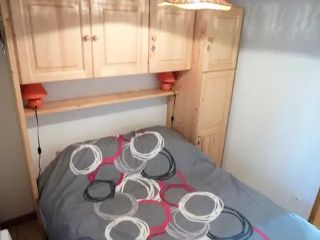 Charmant 2 pièces avec balcon, départ des randonnées, parking et ascenseur - Photo 10