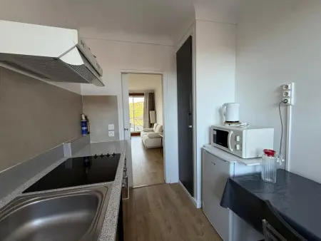 Studio confortable avec vue mer, loggia, animaux acceptés et parking privatif - Photo 16