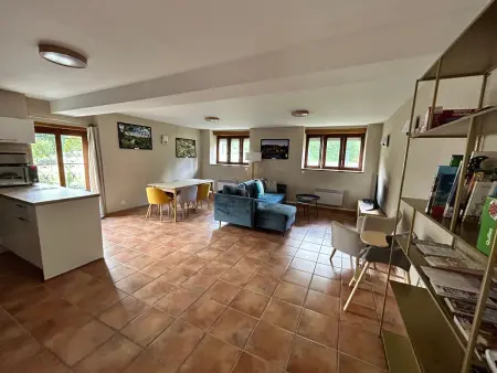 Gîte Contemporain près de l'Abbaye de Noirlac avec Jardin, Wi-Fi et Commodités Incluses - Photo 5