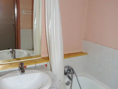 Studio fonctionnel au pied des pistes avec accès piscine - Photo 3