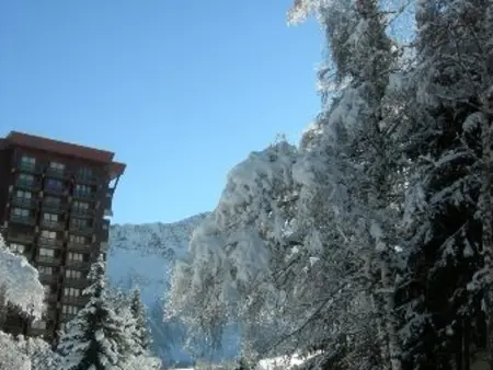 Studio fonctionnel au pied des pistes avec accès piscine - Photo 5