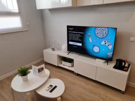 Élégant appartement à 5 min de la plage avec Wifi et climatisation, idéal pour deux personnes ! - Photo 2