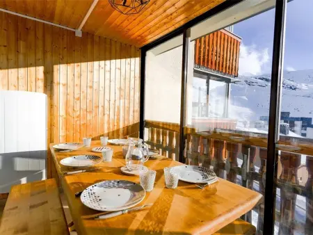 Appartement rénové 6 pers, 34m² + véranda, plein sud, Val Thorens, accès pistes et commerces - Photo 2