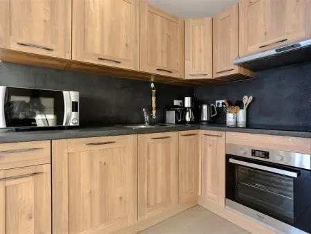 Appartement rénové 6 pers, 34m² + véranda, plein sud, Val Thorens, accès pistes et commerces - Photo 4
