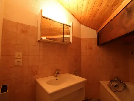 Appartement cosy 6 pers. au pied des pistes, balcon sud-ouest, proche centre, ski-in/ski-out - Photo 2