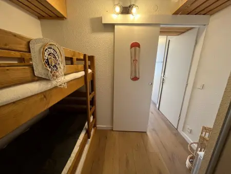 Studio rénové avec cabine et balcon au centre de Flaine - Photo 4