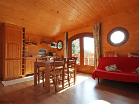 Chalet en bois dans nature, animaux admis, WiFi, Gite 4 personnes à Écouves - Photo 4